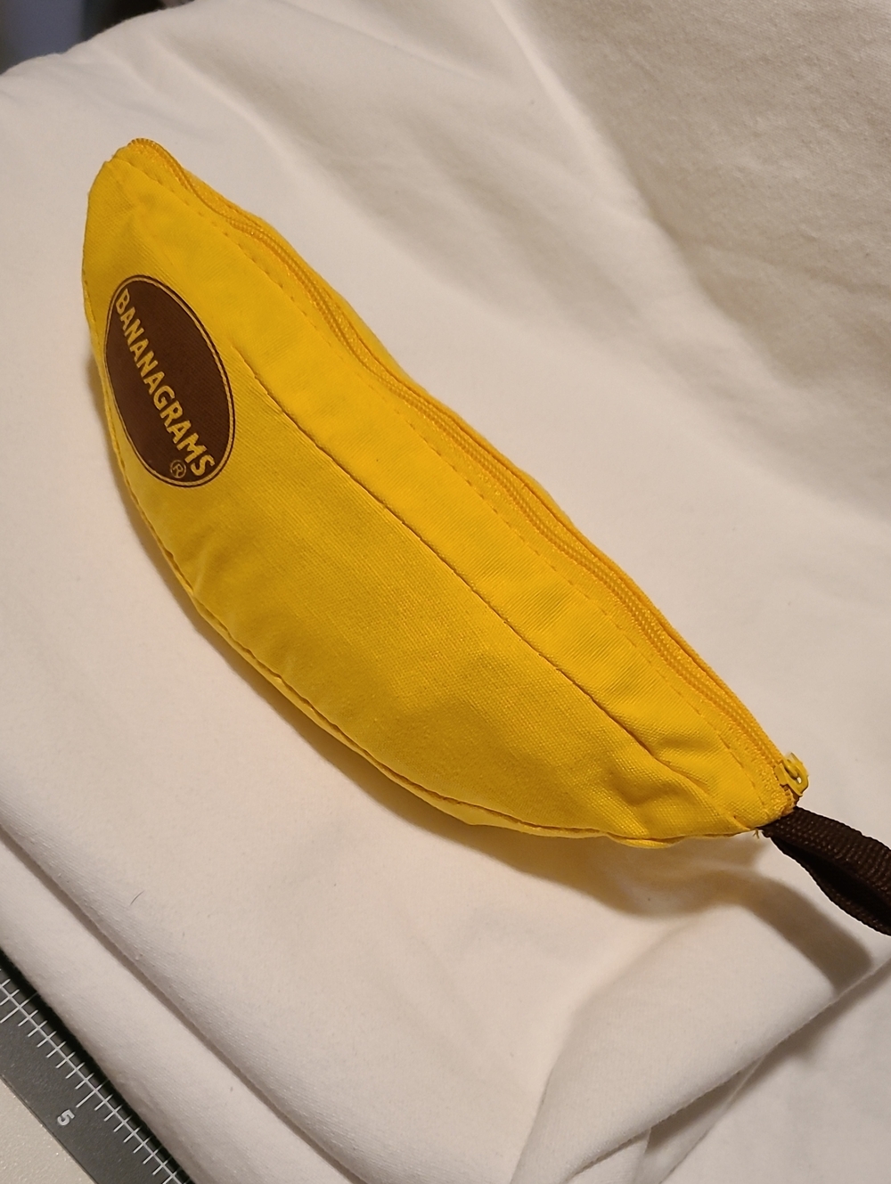 Banannagrams Tile Letter Word Game Banana Grams Yellow - Picture 8 of 11